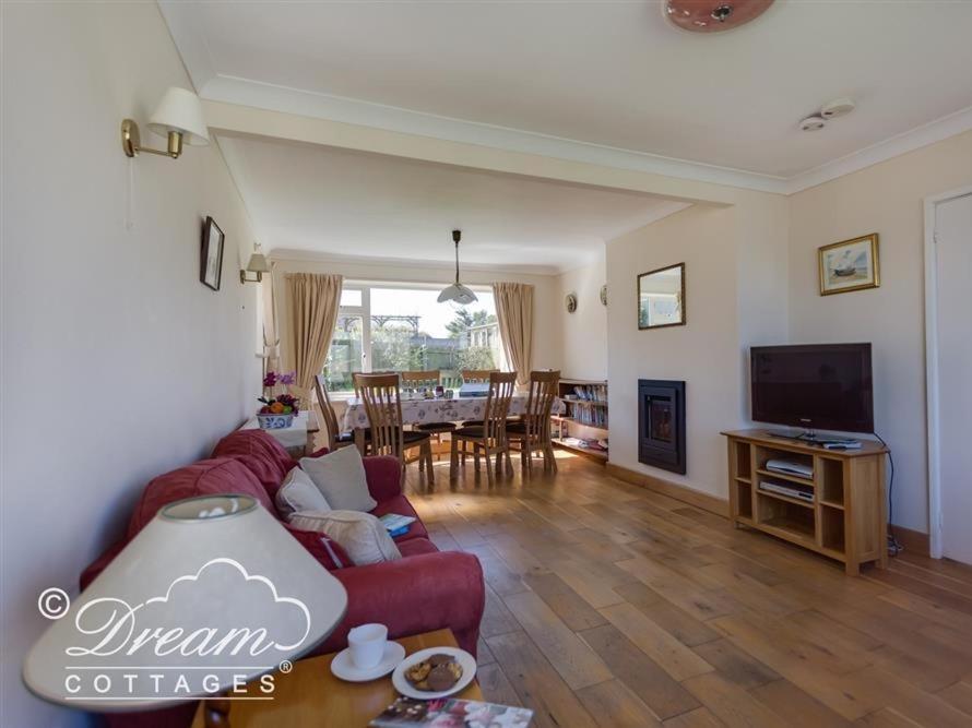 Hillview Bungalow Burton Bradstock Exteriér fotografie
